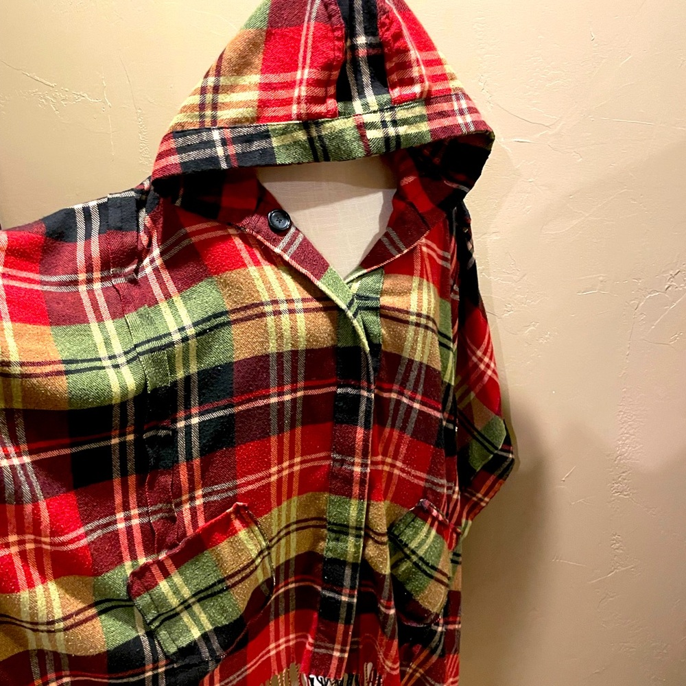 CRIPPLE CREEK WOMENS SMALL BLANKET SWEATER PONCHO